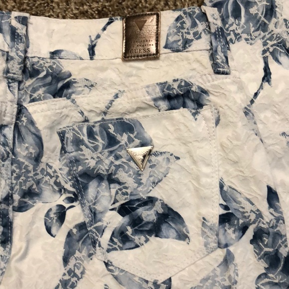 Guess jeans - Picture 3 of 7